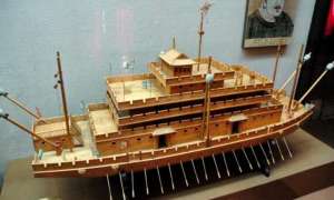 探访“指尖上的船王”：从事船模制造三十年 制作数百艘中外古船